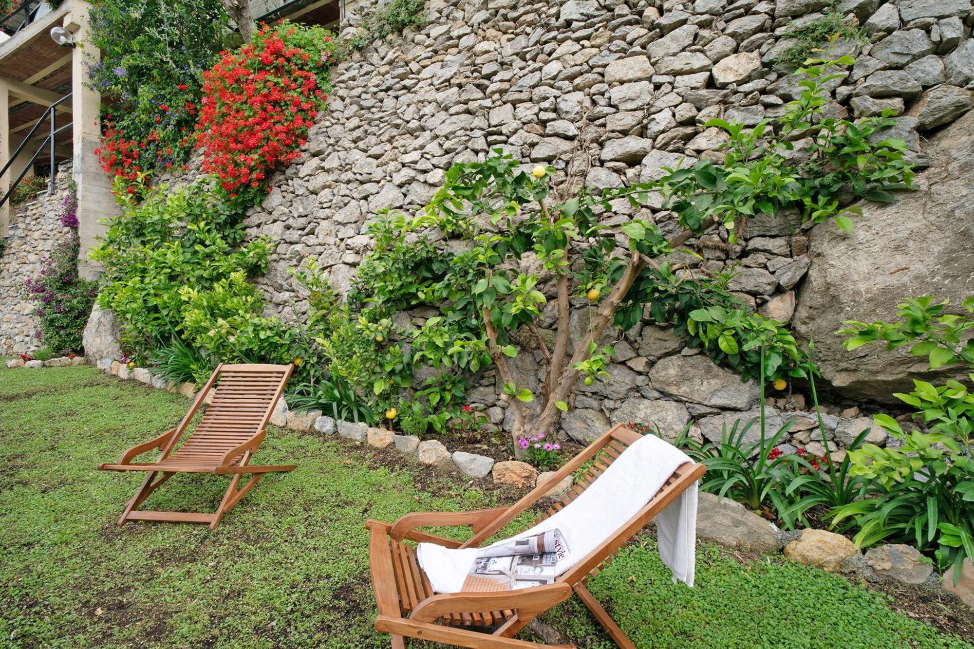 Agriturismo U' Spigu Nonna Annetta Nasino Exteriör bild