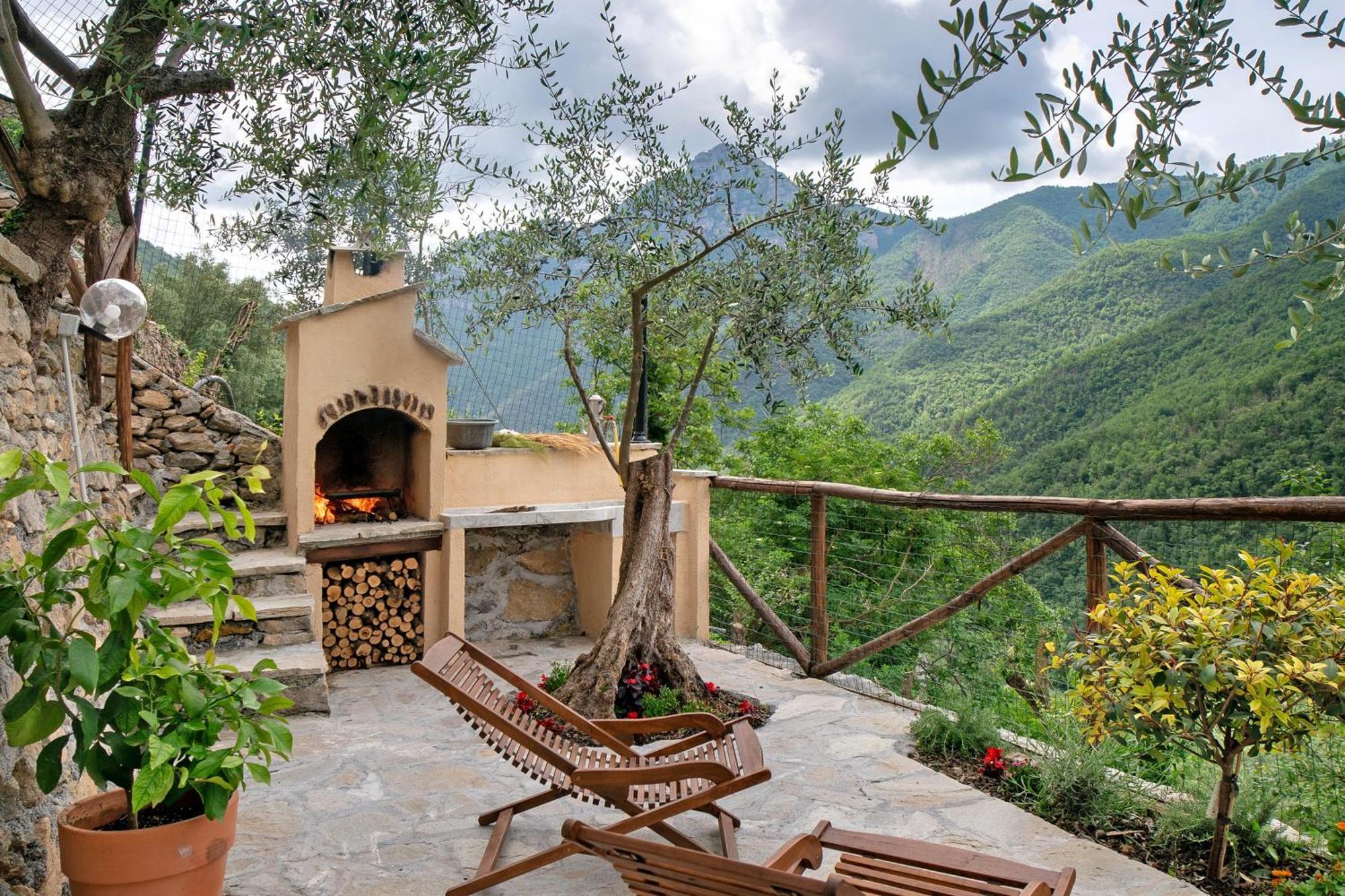 Agriturismo U' Spigu Nonna Annetta Nasino Exteriör bild