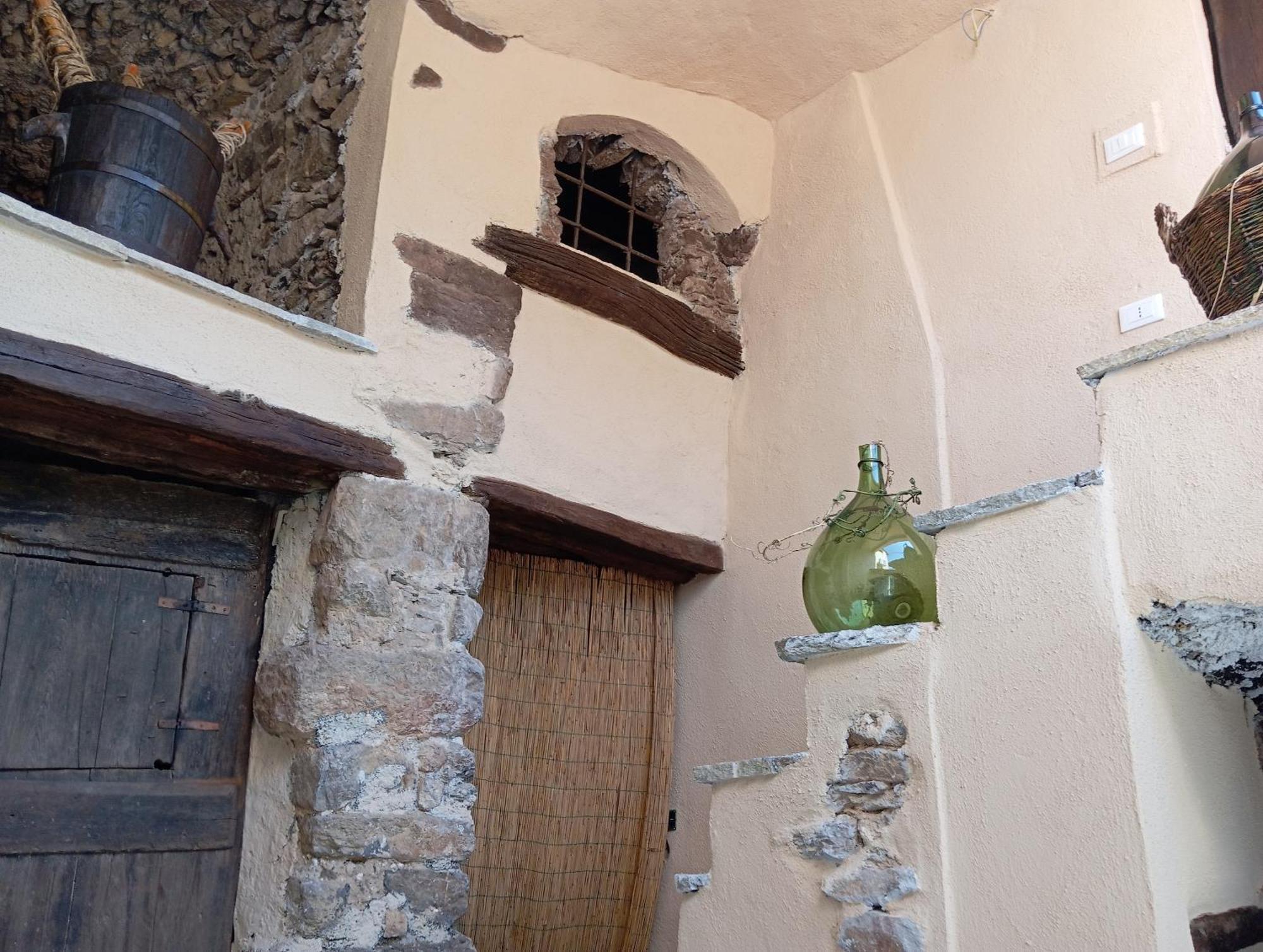 Agriturismo U' Spigu Nonna Annetta Nasino Exteriör bild