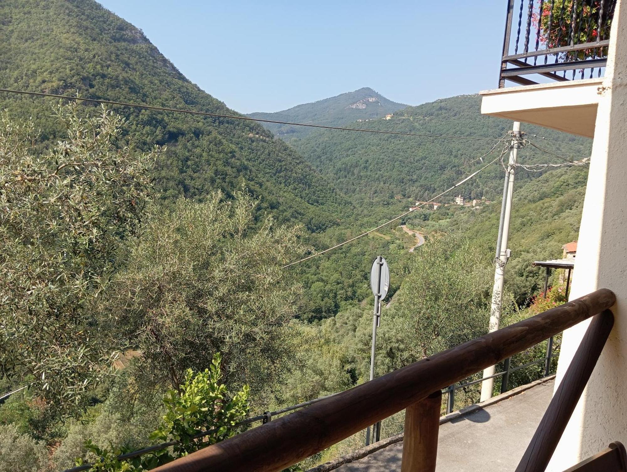 Agriturismo U' Spigu Nonna Annetta Nasino Exteriör bild